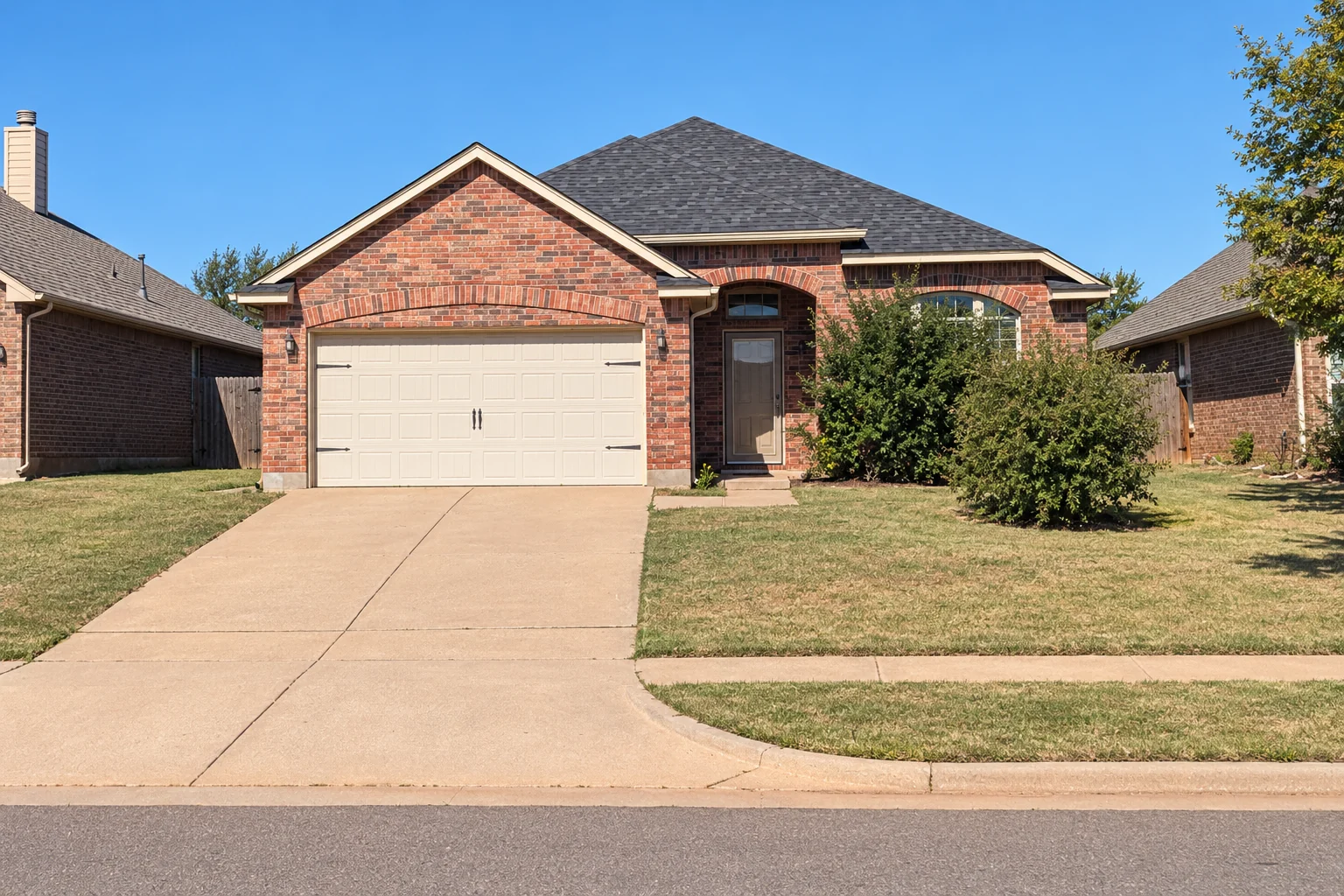 Promotional graphic for a lost-house-key job at an Oklahoma City listing in ZIP 73120